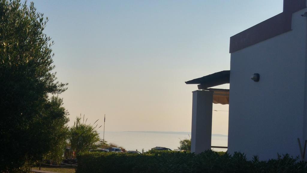 Tramonto Nel Delfini 公寓 Kínion